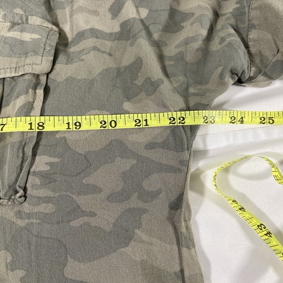 Maurices Women's Blouse Size Large Camo Utility Button Down Gorpcore - Picture 5 of 7